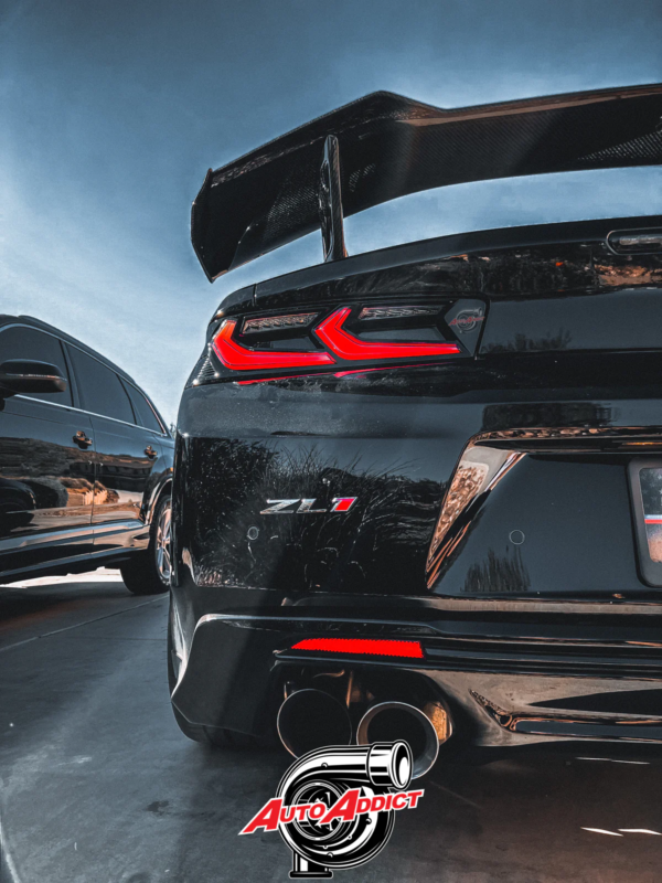 2016-2018 CHEVY CAMARO UMBRA LED TAILLIGHTS GLOSS BLACK/SMOKE LENS - Image 2