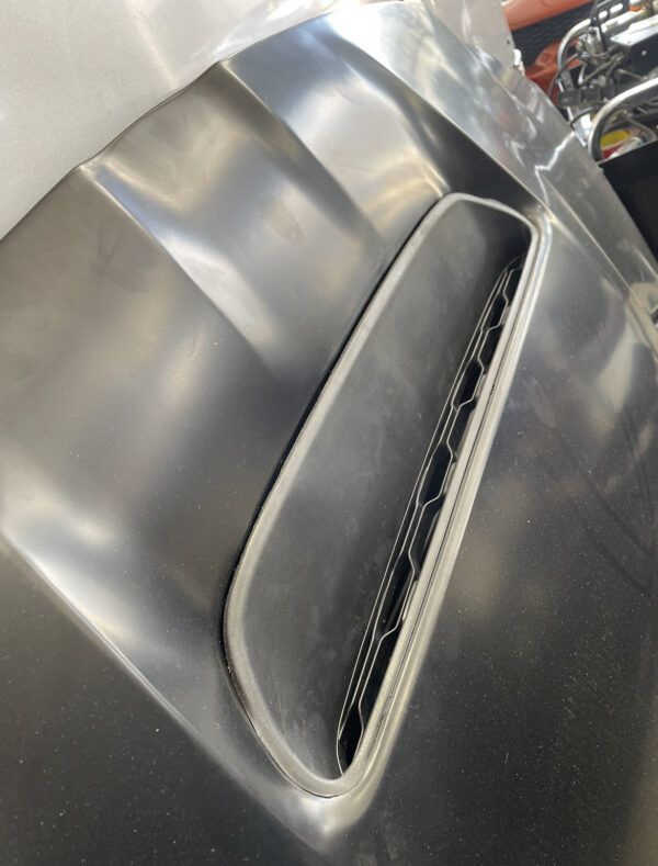 Chrysler 300 Redeye Hood *WE DO NOT OFFER SHIPPING FOR HOODS OR BUMPERS* - Image 3
