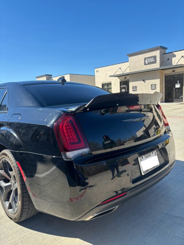 Chrysler 300 Spoiler+Wickerbill Combo