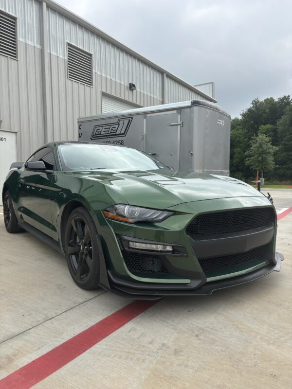 Mustang GT500 Front Bumper **2018-2023 *WE DO NOT OFFER SHIPPING FOR BUMPERS/HOODS; LOCAL PICKUP ONLY* - Image 7