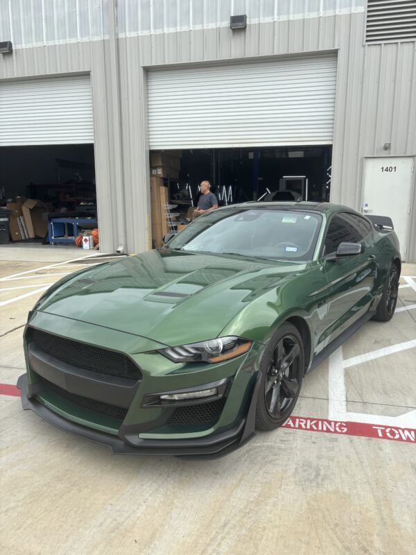 Mustang GT500 Front Bumper **2018-2023 *WE DO NOT OFFER SHIPPING FOR BUMPERS/HOODS; LOCAL PICKUP ONLY* - Image 4