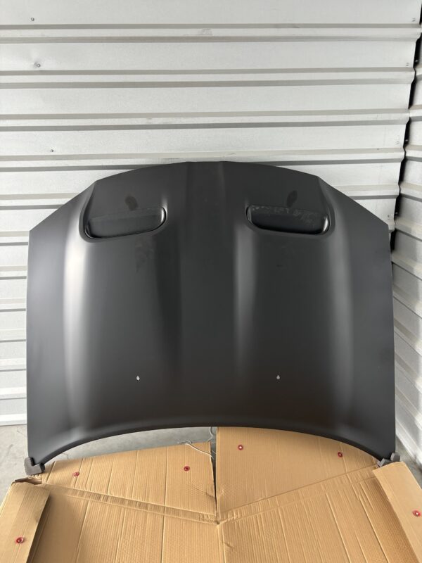 Chrysler 300 c300 2 scoop Redeye Hood *WE DO NOT OFFER SHIPPING FOR HOODS OR BUMPERS* - Image 2