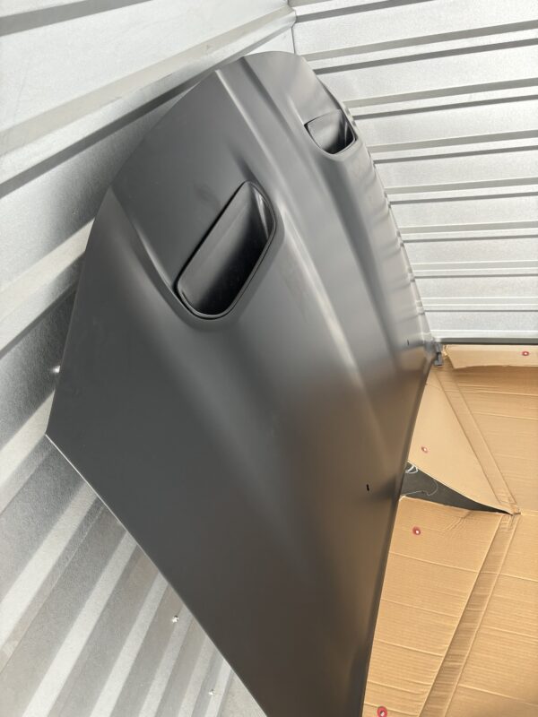 Chrysler 300 c300 2 scoop Redeye Hood *WE DO NOT OFFER SHIPPING FOR HOODS OR BUMPERS* - Image 3