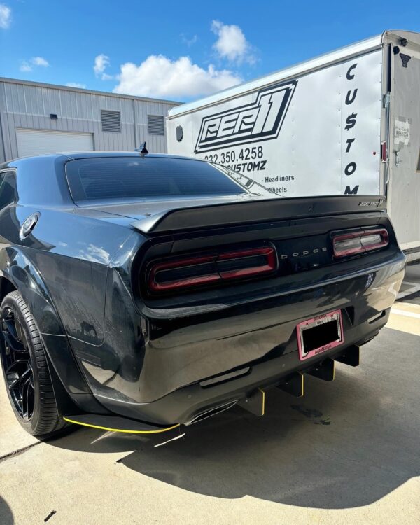 Challenger Widebody pep11 rear apron skirt spat - Image 4